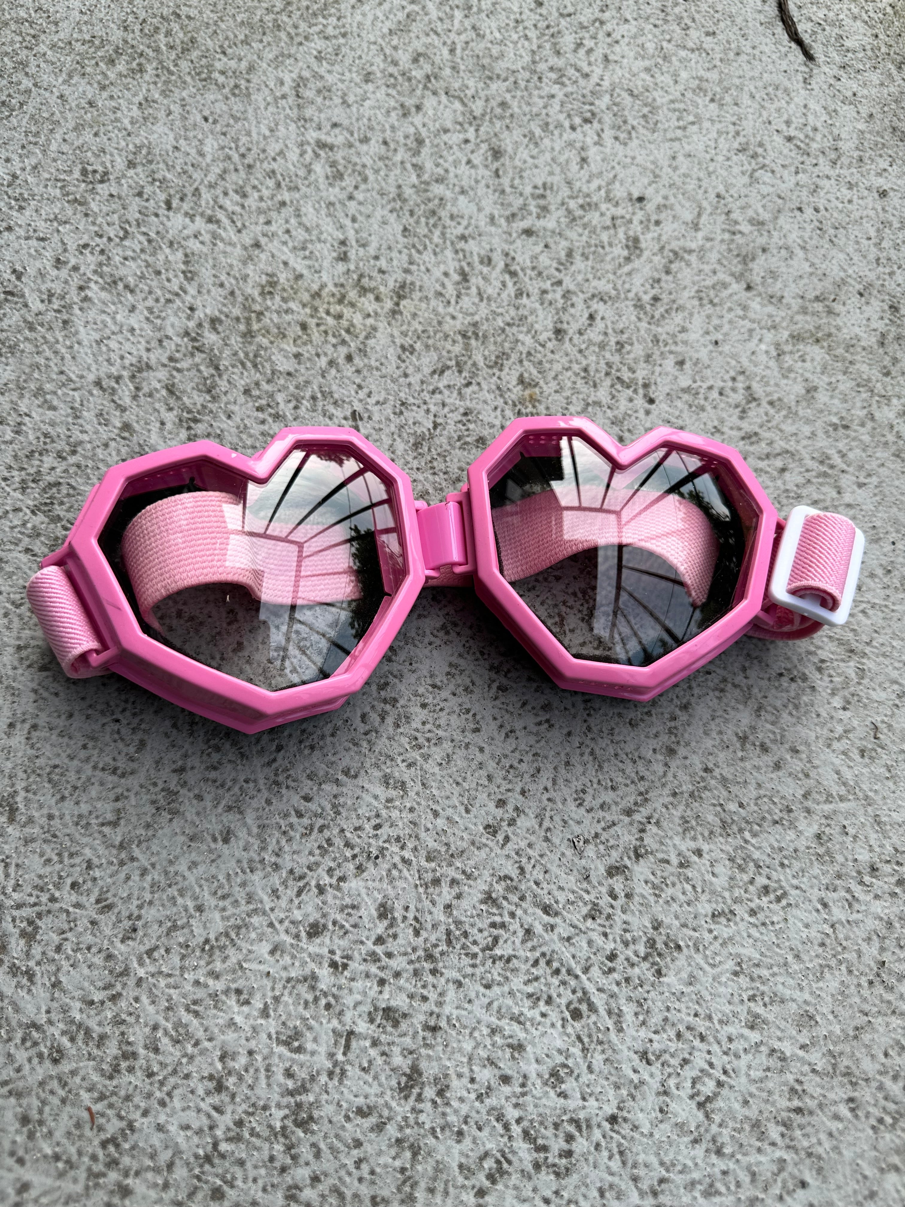 Love Goggles ( Clear Pink )